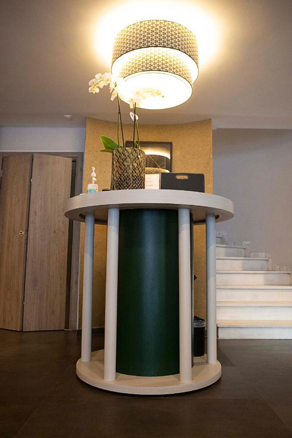 Falireon Hotel เอเธนส์ ภายนอก รูปภาพ